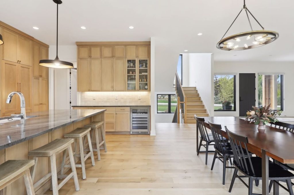 Modern open-concept kitchen and dining area